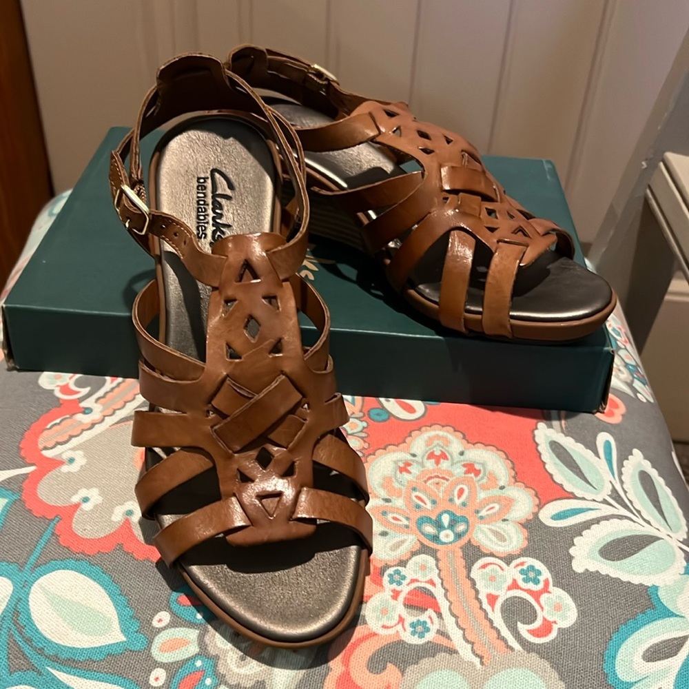 Clark bendables in Tan size 6 (37)
